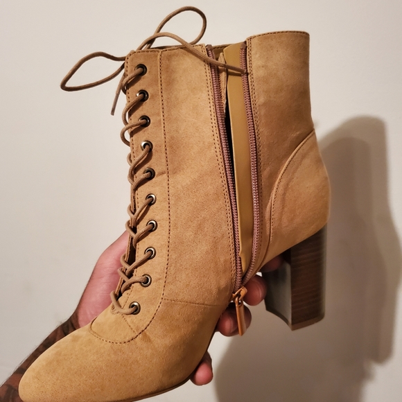 8 1/2 - Picture 15 of 16